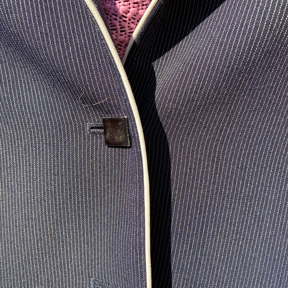 Jacket - Picture 4 of 6